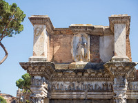 Carvings, Foro Imperiali